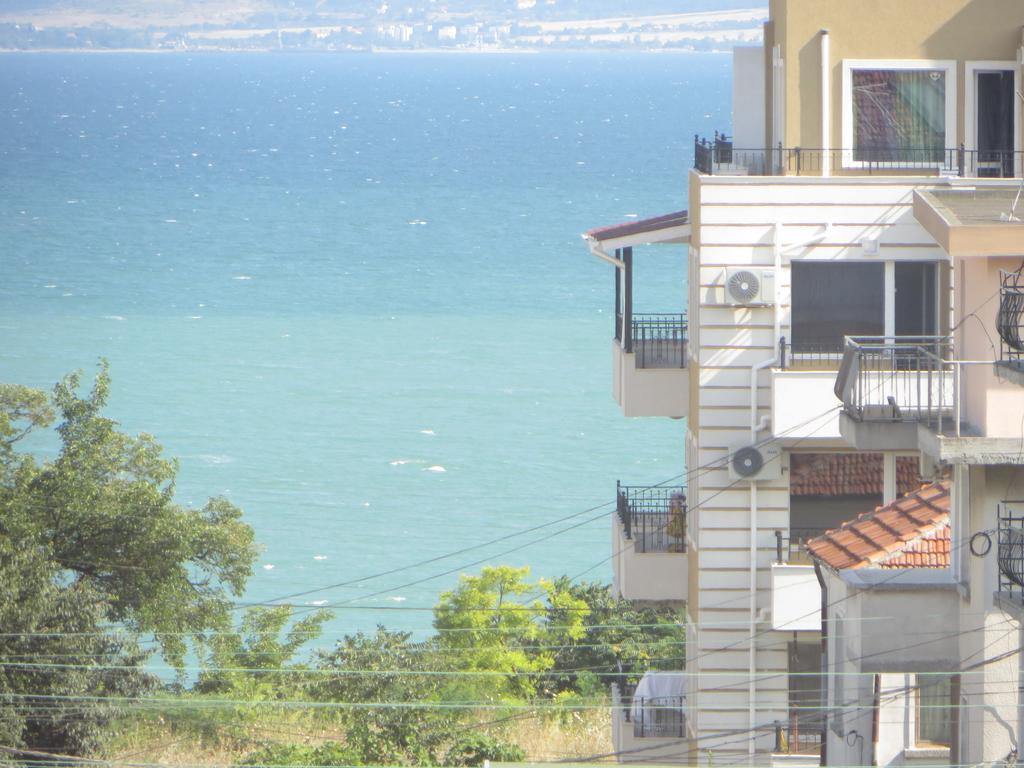 Emona Apartment Μπουργκάς Εξωτερικό φωτογραφία