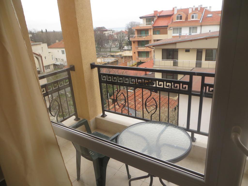 Emona Apartment Μπουργκάς Εξωτερικό φωτογραφία