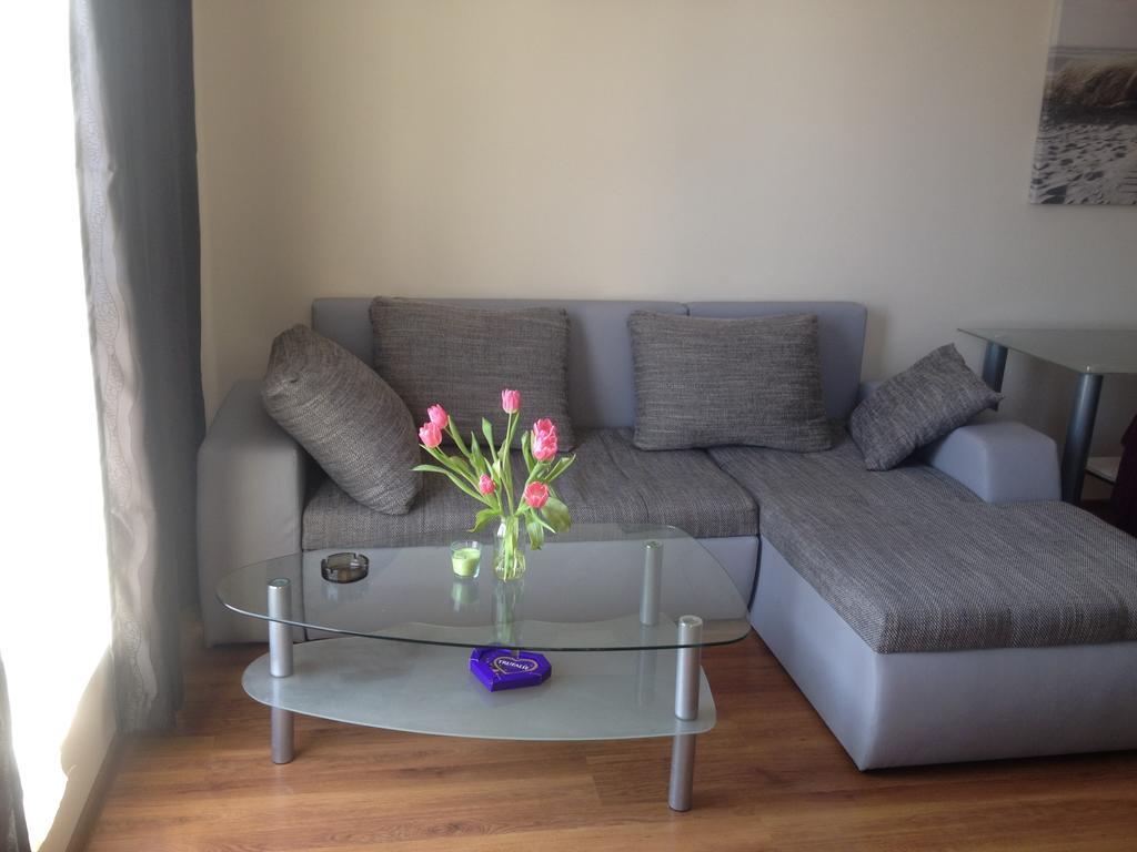 Emona Apartment Μπουργκάς Εξωτερικό φωτογραφία