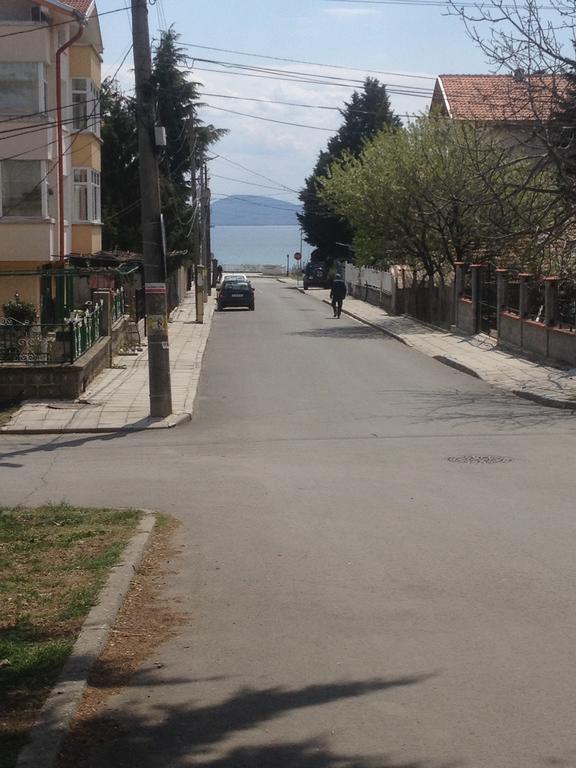 Emona Apartment Μπουργκάς Εξωτερικό φωτογραφία