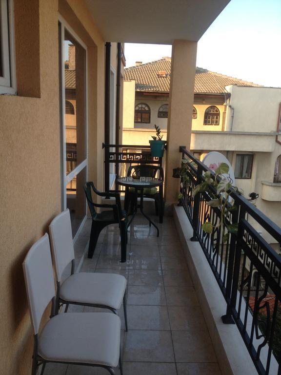Emona Apartment Μπουργκάς Εξωτερικό φωτογραφία