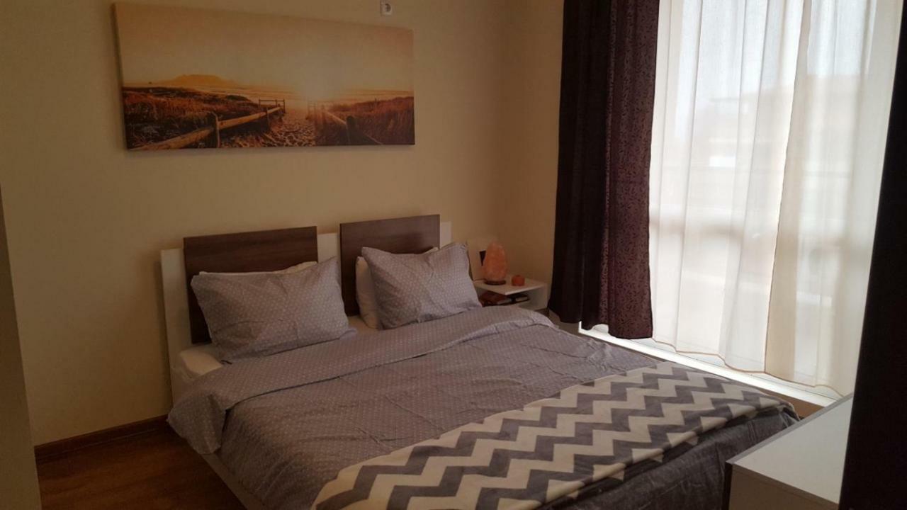 Emona Apartment Μπουργκάς Εξωτερικό φωτογραφία